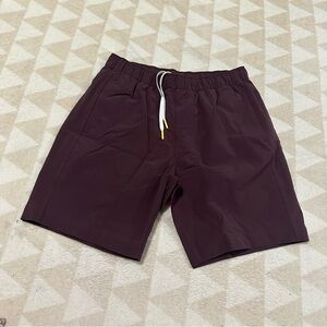NWOT Oliver’s apparel all over shorts dark crimson lined